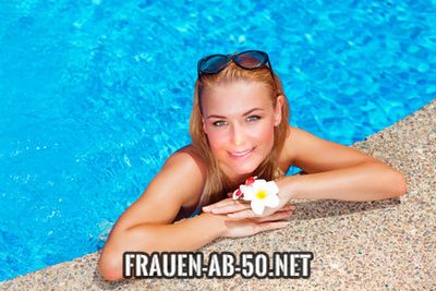 Ältere Frauen die auf junge Männer stehen bleiben aktiv